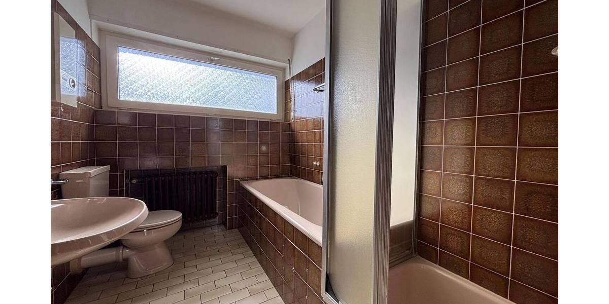 Mehrfamilienhaus, Wohnhaus Tönisvorst Vorst - 6 Zimmer, 176 m&sup2;, 399.000&euro; | Angebot:26834244