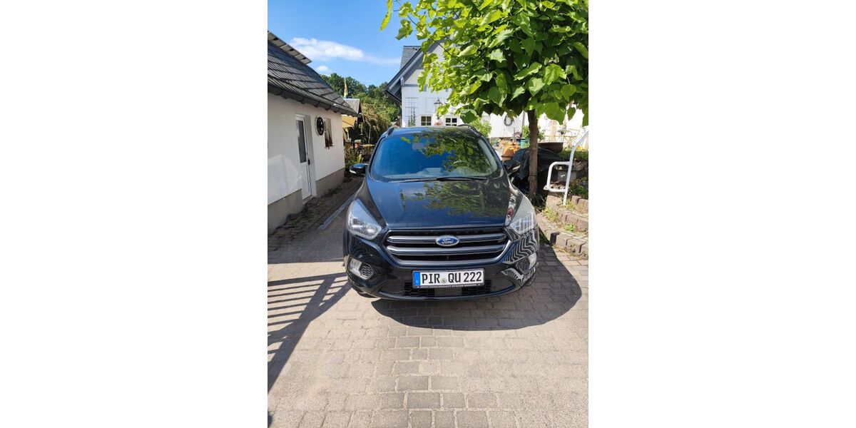Ford Kuga 57.212 km 15.000 &euro; Kreischa 01731