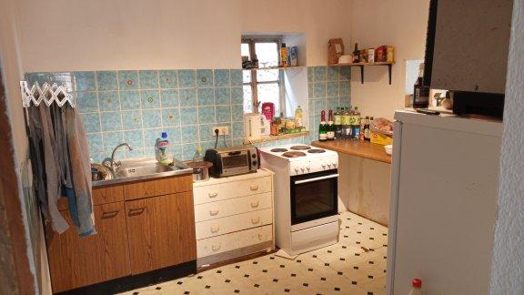 Mehrfamilienhaus, Wohnhaus Freyburg (Unstrut) - 11 Zimmer, 220 m&sup2;, 49.000&euro; | Angebot:26616924