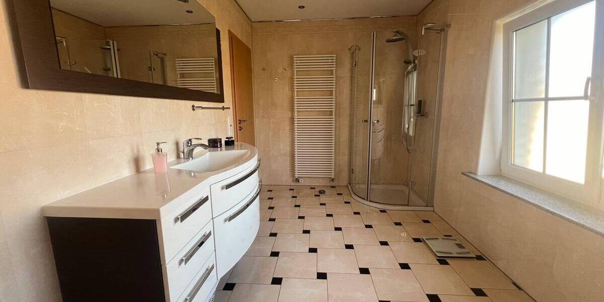 Einfamilienhaus Ruppichteroth - 5 Zimmer, 166 m&sup2;, 560.000&euro; | Angebot:23958982