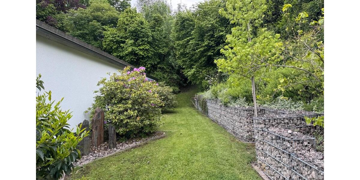Einfamilienhaus Zweibrücken - 5 Zimmer, 300 m&sup2;, 790.000&euro; | Angebot:27129153