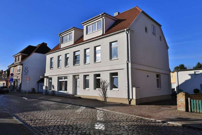 Haus zum Kaufen in Klütz 399.000 € 315.63 m²