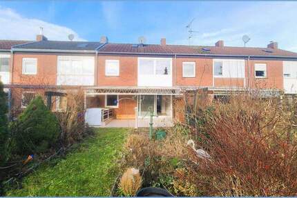 Gepflegtes Reihenmittelhaus mit Südostgarten und Garage in Pulheim-Sinnersdorf 4 zimmer