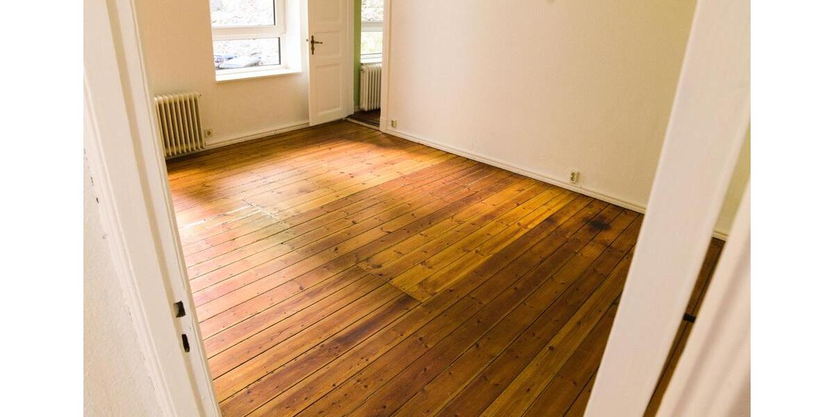 Etagenwohnung Flensburg Altstadt - 5 Zimmer, 136 m&sup2;, 978&euro; | Angebot:26234816