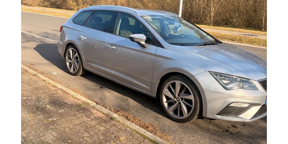 Seat Leon 159.200 km 14.350 &euro; Großräschen 01983