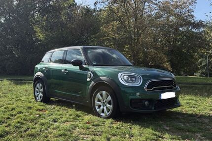 Mini Countryman SE (Cooper) 37.000 km 24.500 &euro; Stuttgart 70192