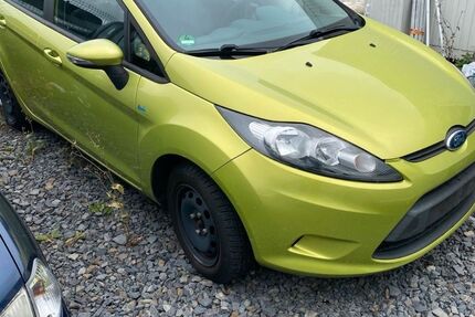 Ford Fiesta 75.000 km 3.500 € Berlin 13597