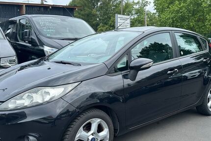 Ford Fiesta 187.440 km 2.499 € Frankfurt am Main 60486