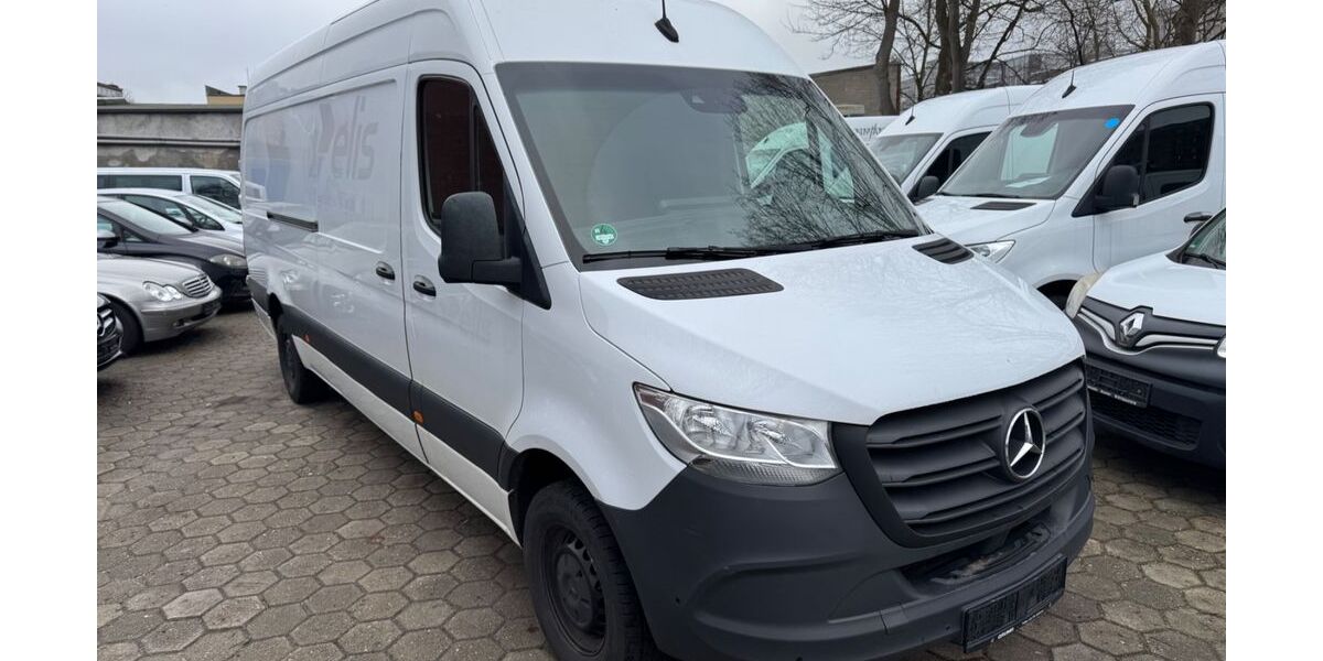 Mercedes-Benz Sprinter 305.200 km 18.950 &euro; Hamburg 20537