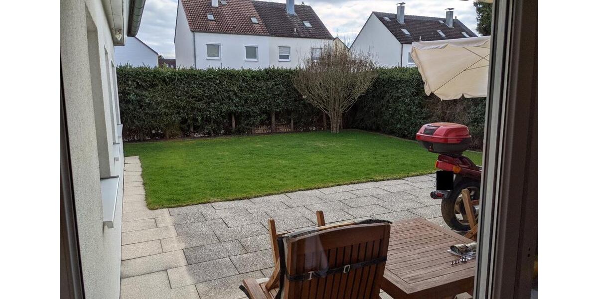 Bungalow Nürnberg Katzwang - 3.5 Zimmer, 130 m&sup2;, 2.000&euro; | Angebot:26126438