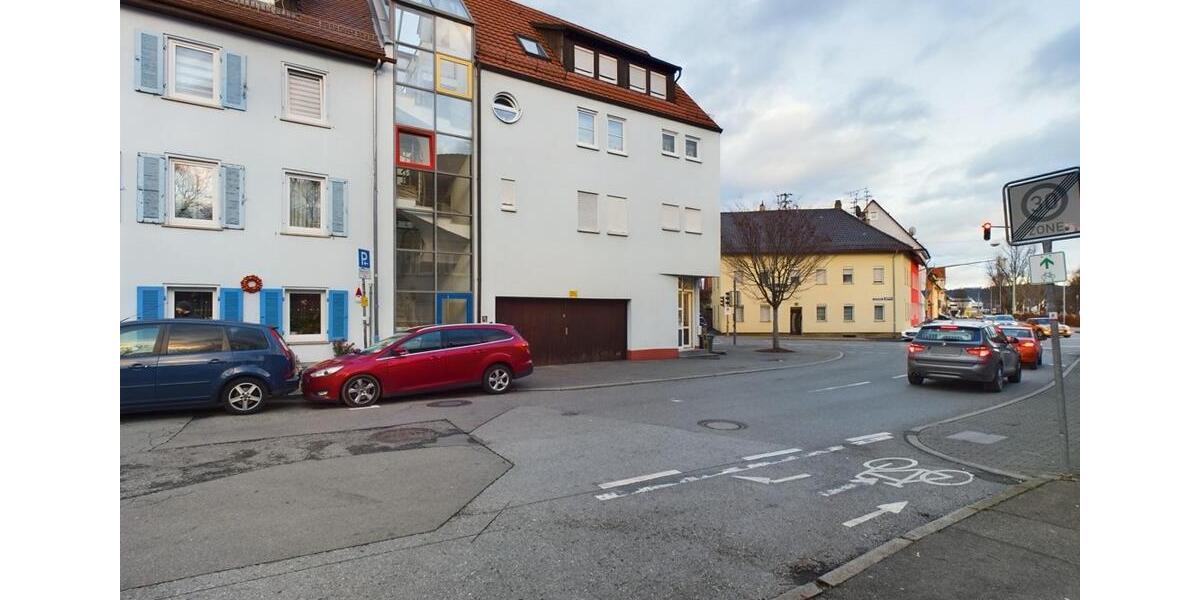 Etagenwohnung Rottenburg am Neckar - 3.5 Zimmer, 71 m&sup2;, 279.000&euro; | Angebot:25543106