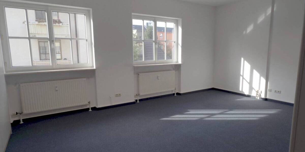 Gewerbeobjekt Zwickau Innenstadt - 4 Zimmer, 143 m&sup2;, 110.000&euro; | Angebot:25707412