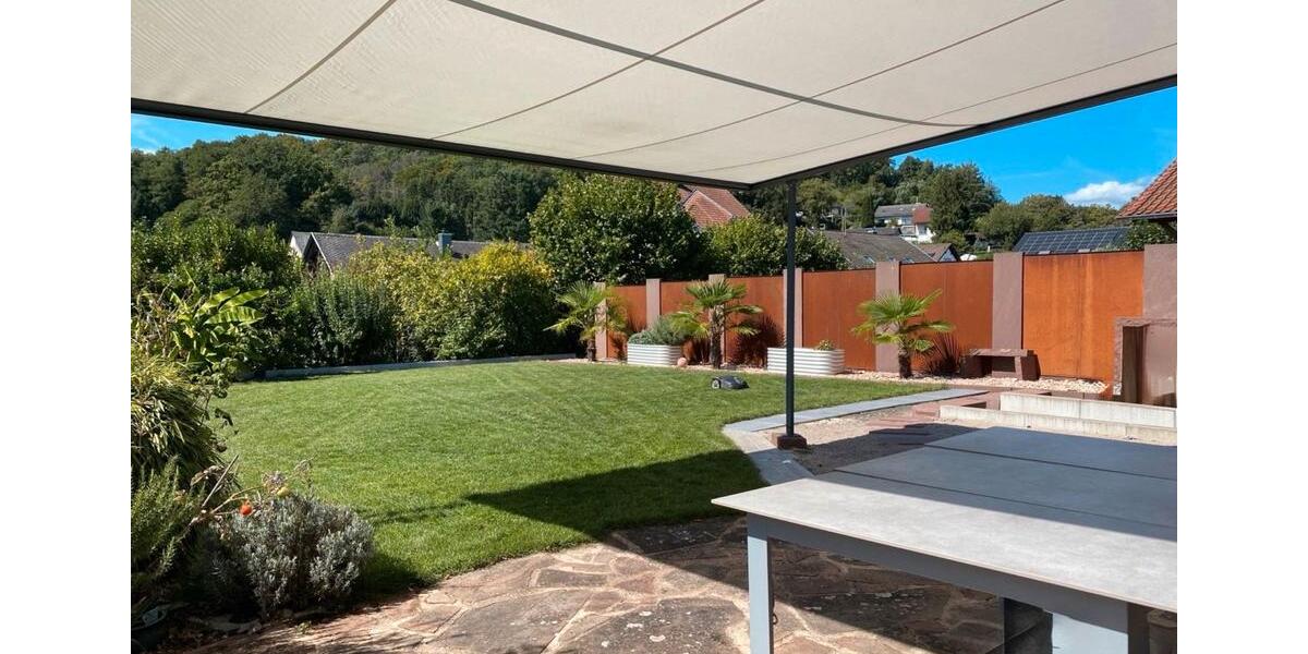Bungalow Blieskastel - 5 Zimmer, 180 m&sup2;, 475.000&euro; | Angebot:26985176