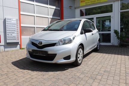 Toyota Yaris 184.695 km 3.900 &euro; Dahlwitz Hoppegarten 15366
