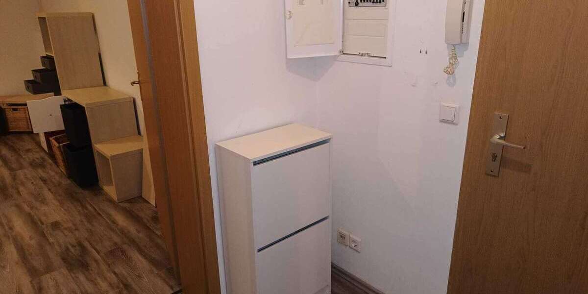 MÖBLIERTE kleine 2 Zimmer -WE in schöner Bad Blankenburger Stadtvilla - Erdgeschoßwohnung Bad Blankenburg | Angebot:27217747