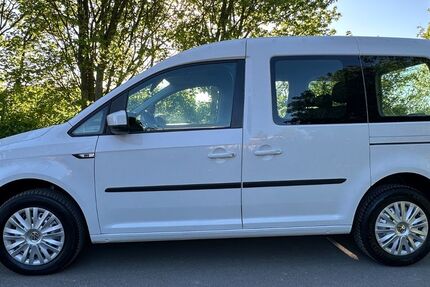 VW Caddy 122.800 km 13.864 &euro; Mönchengladbach 41169