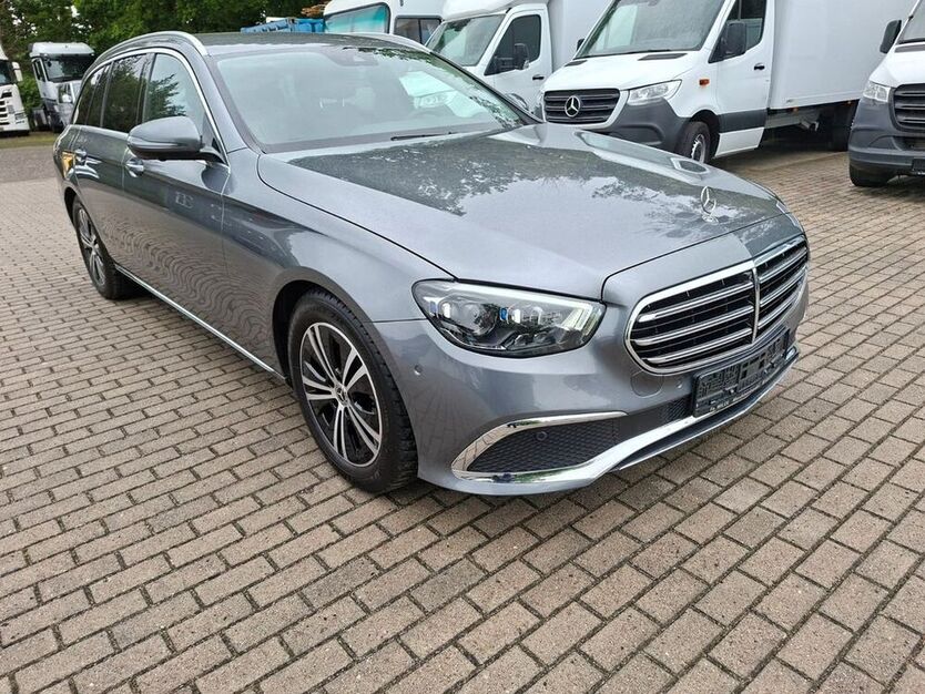 E 220