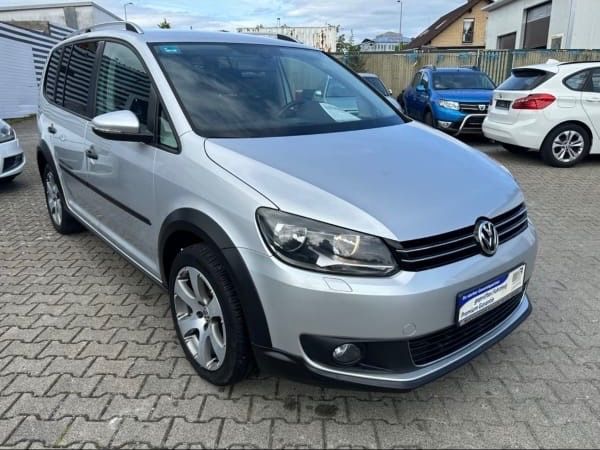 VW Touran 192.500 km 9.625 &euro; Schweinfurt 97424