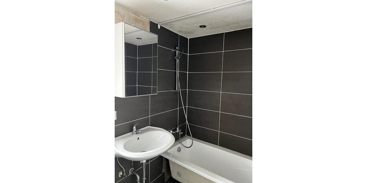 Einfamilienhaus Roßleben-Wiehe Wiehe - 5 Zimmer, 130 m&sup2;, 95.000&euro; | Angebot:26942121