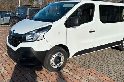 Renault Trafic 248.300 km 16.449 &euro; Versmold 33775