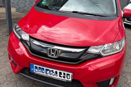 Honda Jazz 73.000 km 10.900 &euro; Trimport 54636