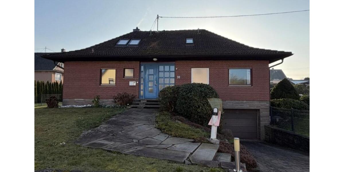 Einfamilienhaus Betzdorf - 8 Zimmer, 180 m&sup2;, 1.350&euro; | Angebot:25292930