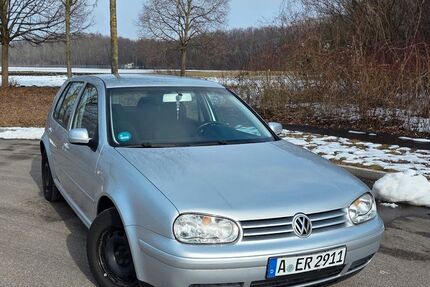 VW Golf 154.000 km 2.100 &euro; Langweid am Lech 86462