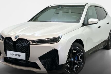 BMW iX 32.950 km 45.817 &euro; Regensburg 93055