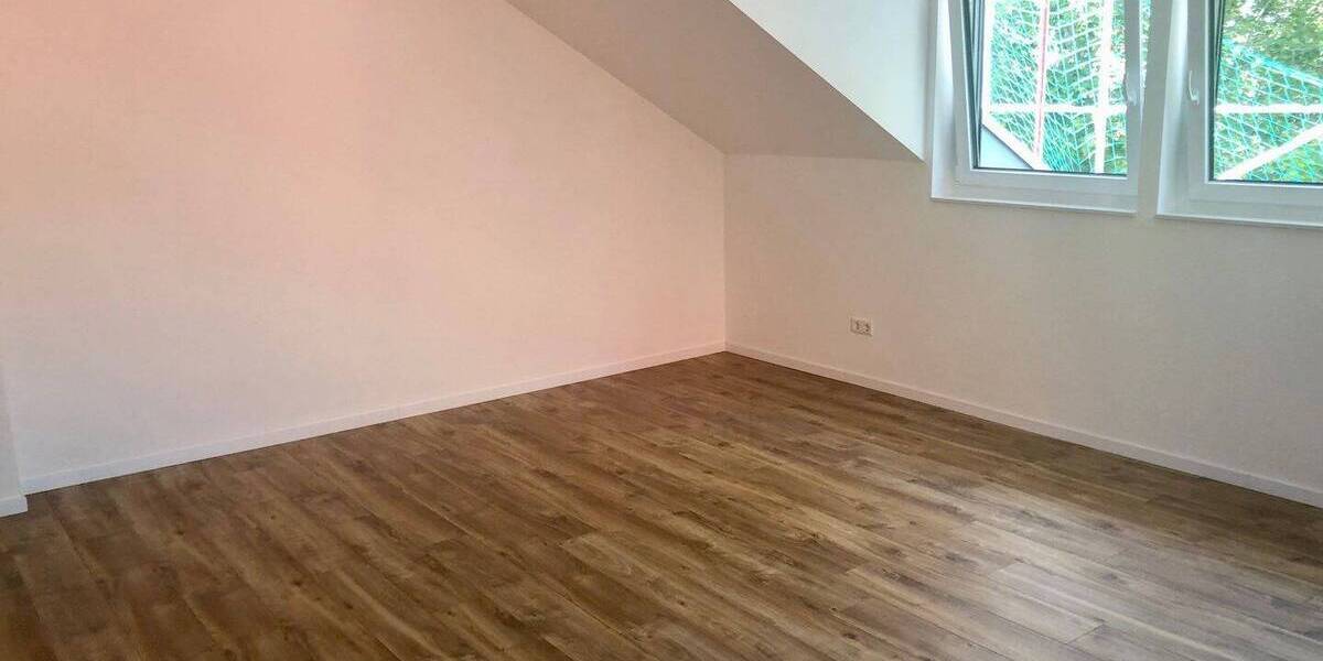 Doppelhaushälfte Schriesheim - 5 Zimmer, 197 m&sup2;, 1.990&euro; | Angebot:26820805