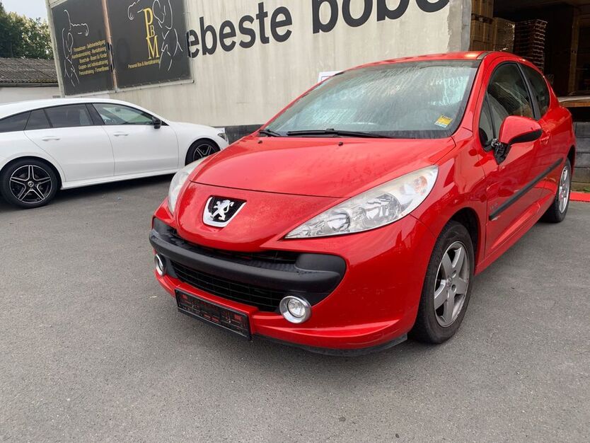 Peugeot 207 180.637 km 1.650 € Osnabrück 49084