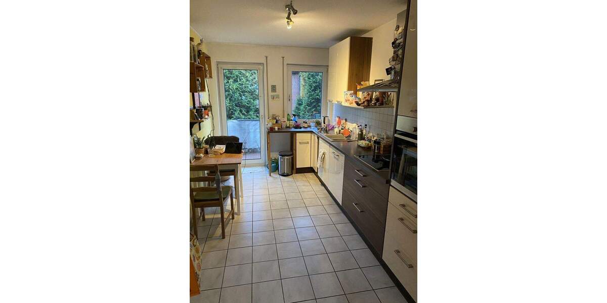 Obergeschosswohnung mit schönem Balkon Stadtnah 3 zimmer