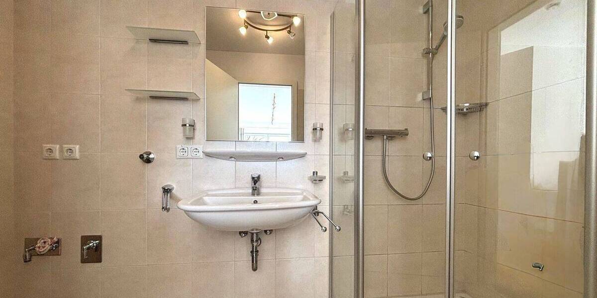 Etagenwohnung Bad Oldesloe - 2 Zimmer, 65 m&sup2;, 349.000&euro; | Angebot:26243803