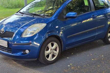 Toyota Yaris 267.000 km 2.600 &euro; Neustadt in Holstein 23730