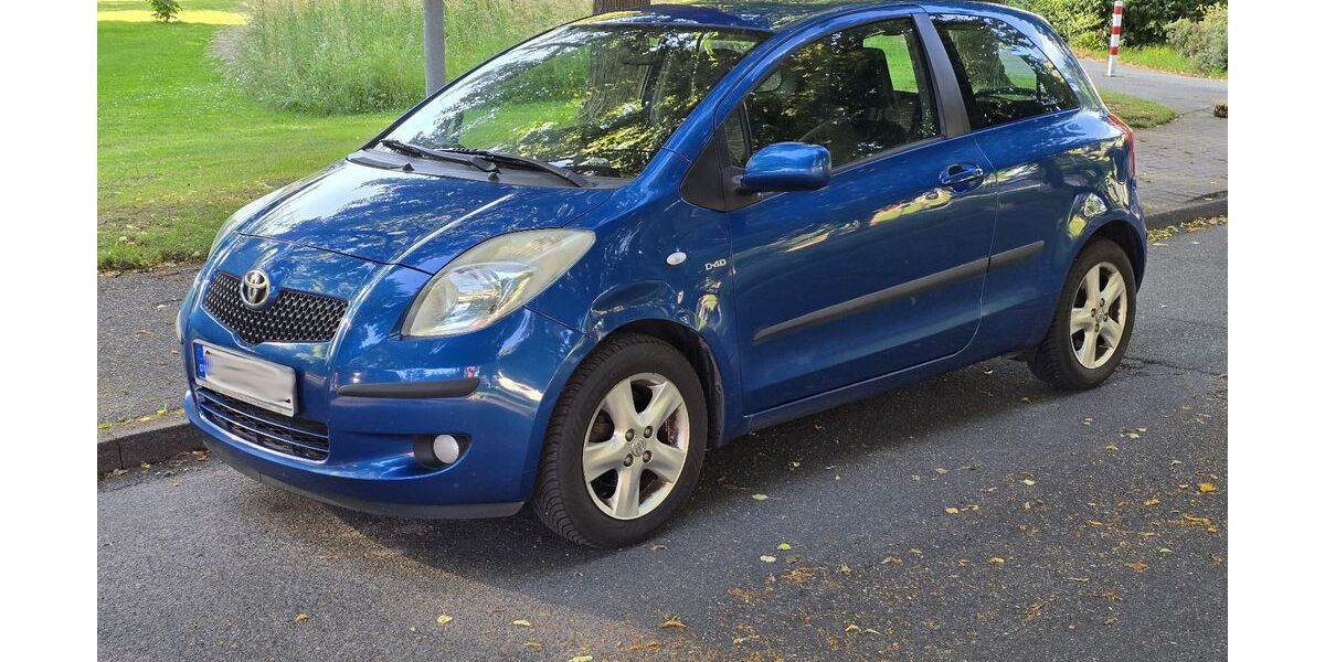 Toyota Yaris 267.000 km 2.600 &euro; Neustadt in Holstein 23730