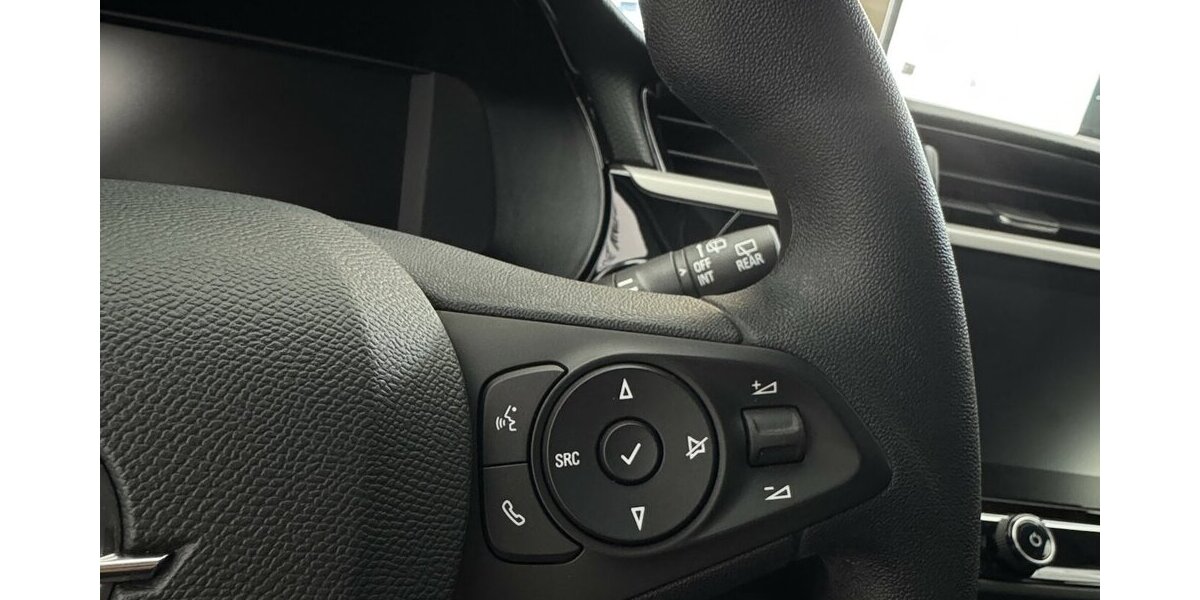 Opel Corsa e Edition 136 50 KWh Carplay 23.100 km 13.250 &euro; Lich 35423