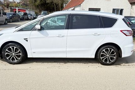 Ford S-Max 175.345 km 12.500 &euro; Mönstetten ( bei Burgau ) 89350