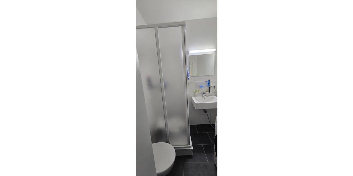 Etagenwohnung Jena Lobeda-Altstadt - 1 Zimmer, 25 m&sup2;, 350&euro; | Angebot:26398901