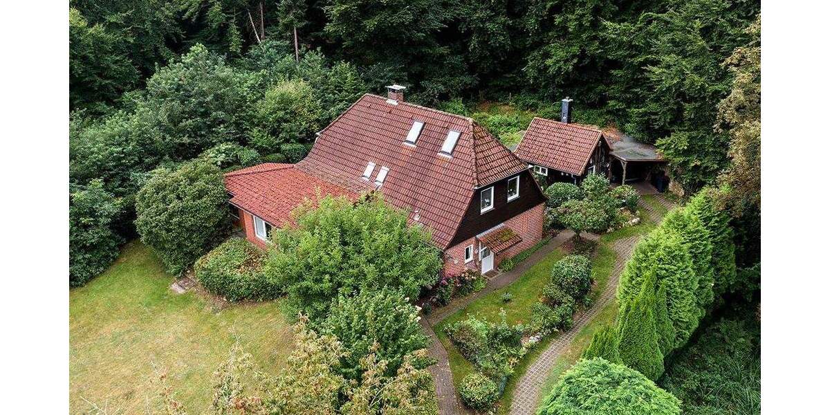 ... Idylle am Waldrand gesucht? Attraktives EFH mit Kachelofen und Carport in Witzeeze 5 zimmer