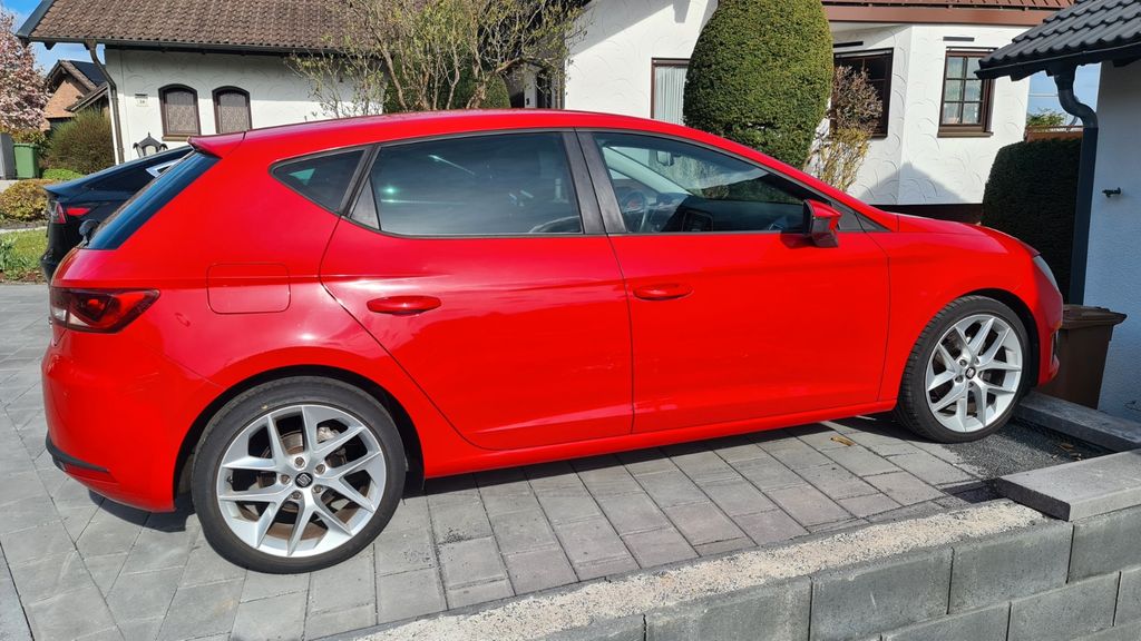 Seat Leon 47.962 km 10.299 &euro; Netphen 57250