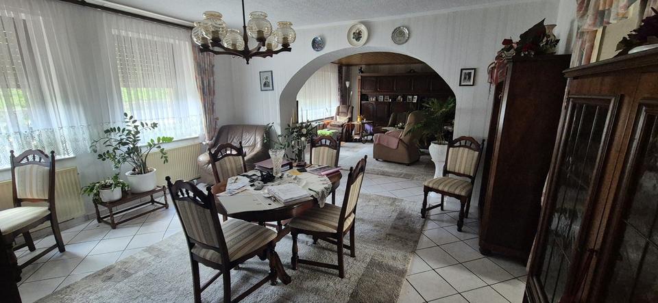 Doppelhaushälfte Nalbach - 9 Zimmer, 172 m&sup2;, 158.000&euro; | Angebot:26729814