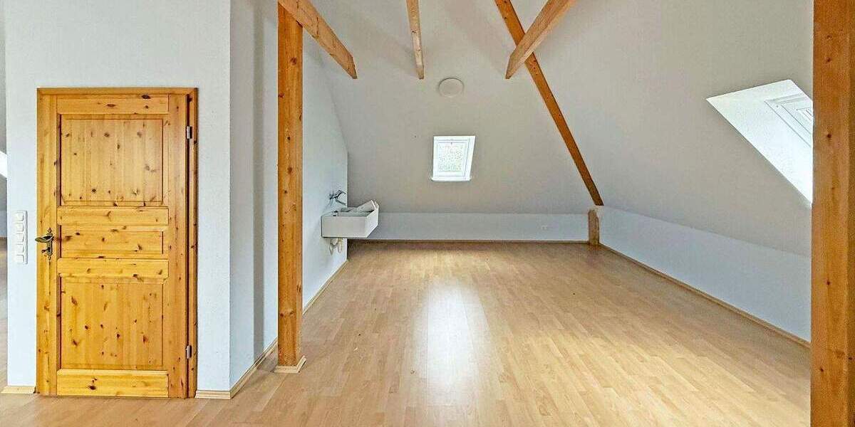 Einfamilienhaus Högersdorf - 4 Zimmer, 170 m&sup2;, 1.500&euro; | Angebot:25278787