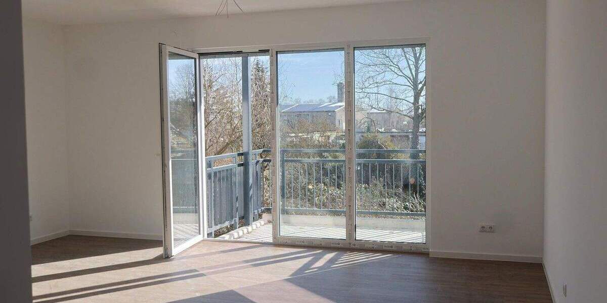 Etagenwohnung Nauen Berge - 2 Zimmer, 79 m&sup2;, 1.074&euro; | Angebot:26261935