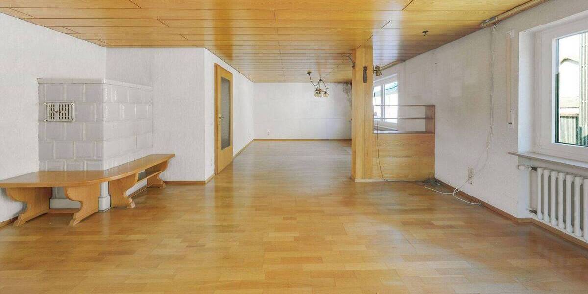 Doppelhaushälfte Singen Bohlingen - 7 Zimmer, 140 m&sup2;, 290.000&euro; | Angebot:26243095