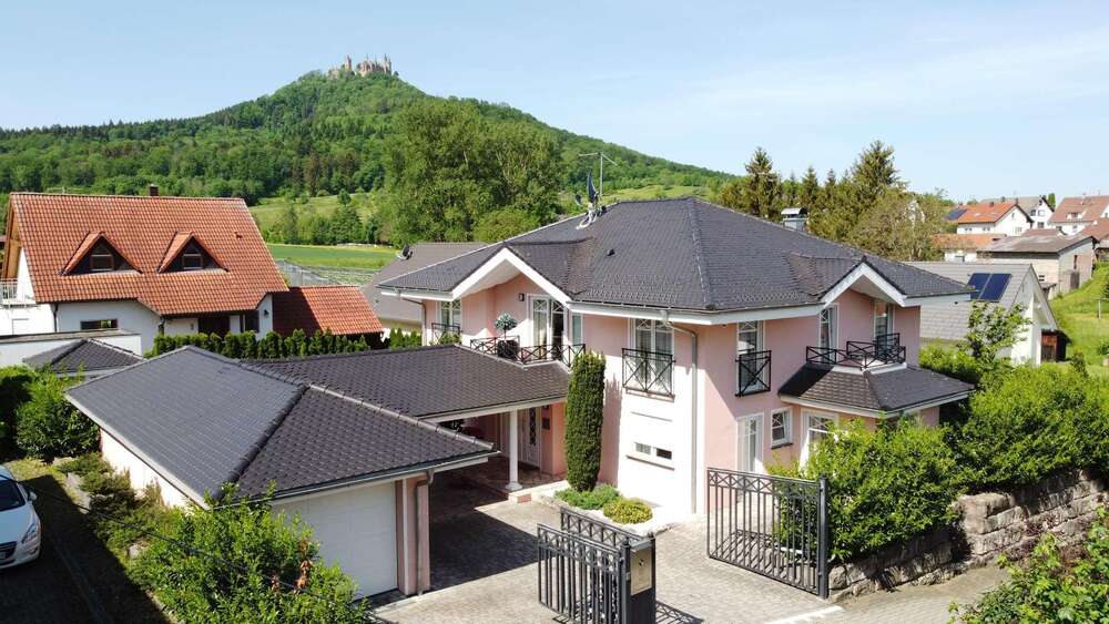 Haus zum Kaufen in Hechingen 1.200.000 € 300 m² 10 zimmer