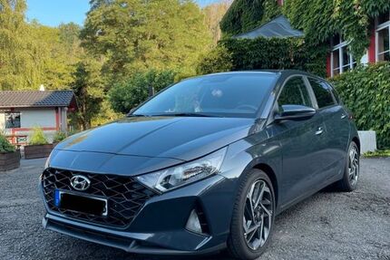 Hyundai i20 32.500 km 15.500 &euro; Saalfeld 07318