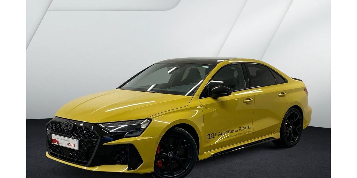 Audi RS3 4.000 km 75.990 &euro; Bad Tölz 83646