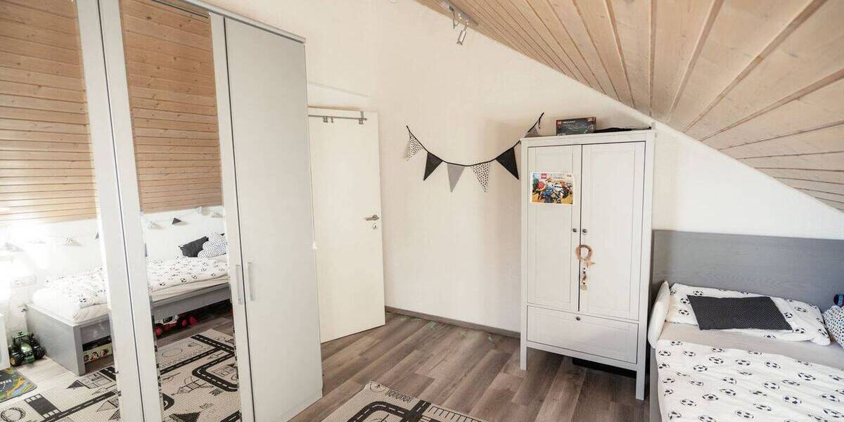 Etagenwohnung Aalen Wasseralfingen - 4 Zimmer, 122 m&sup2;, 369.000&euro; | Angebot:26161212