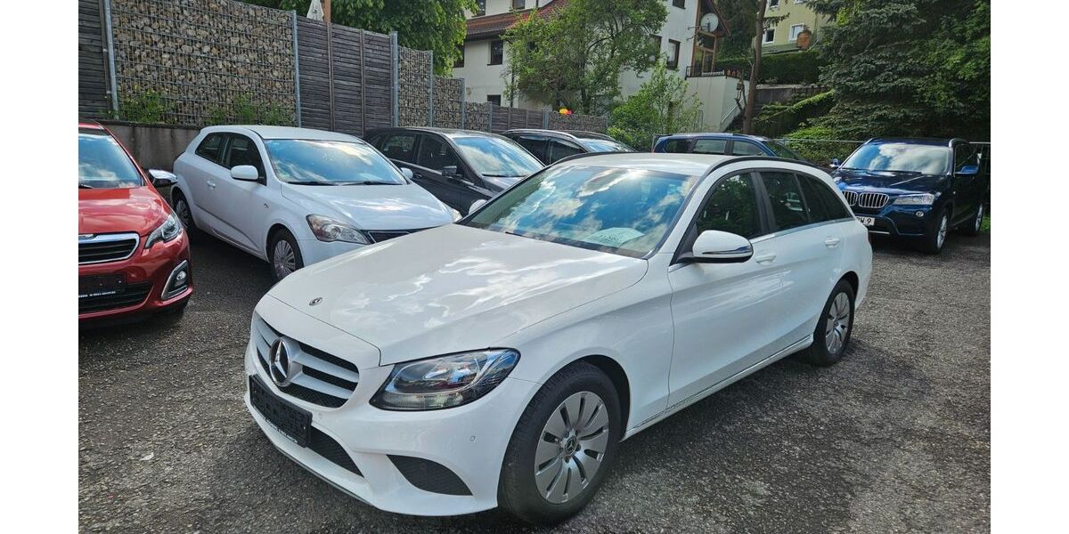 Mercedes-Benz C 200 175.400 km 15.500 &euro; Höchberg 97204