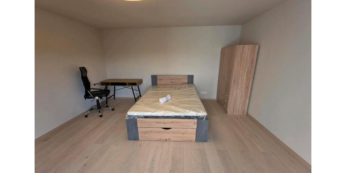 Etagenwohnung Mosbach - 6 Zimmer, 198 m&sup2;, 1.400&euro; | Angebot:26018611