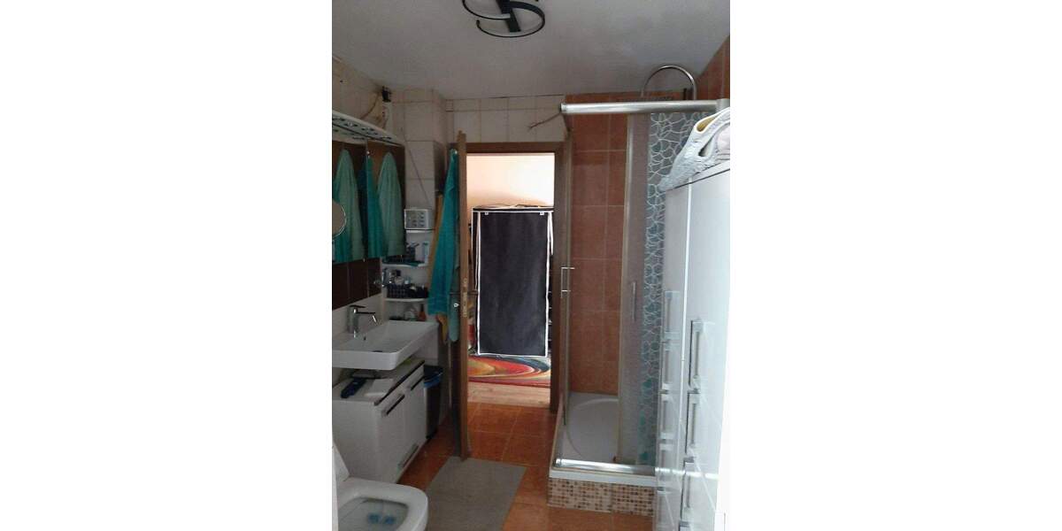 Einfamilienhaus Raunheim - 8 Zimmer, 270 m&sup2;, 670.000&euro; | Angebot:25751160